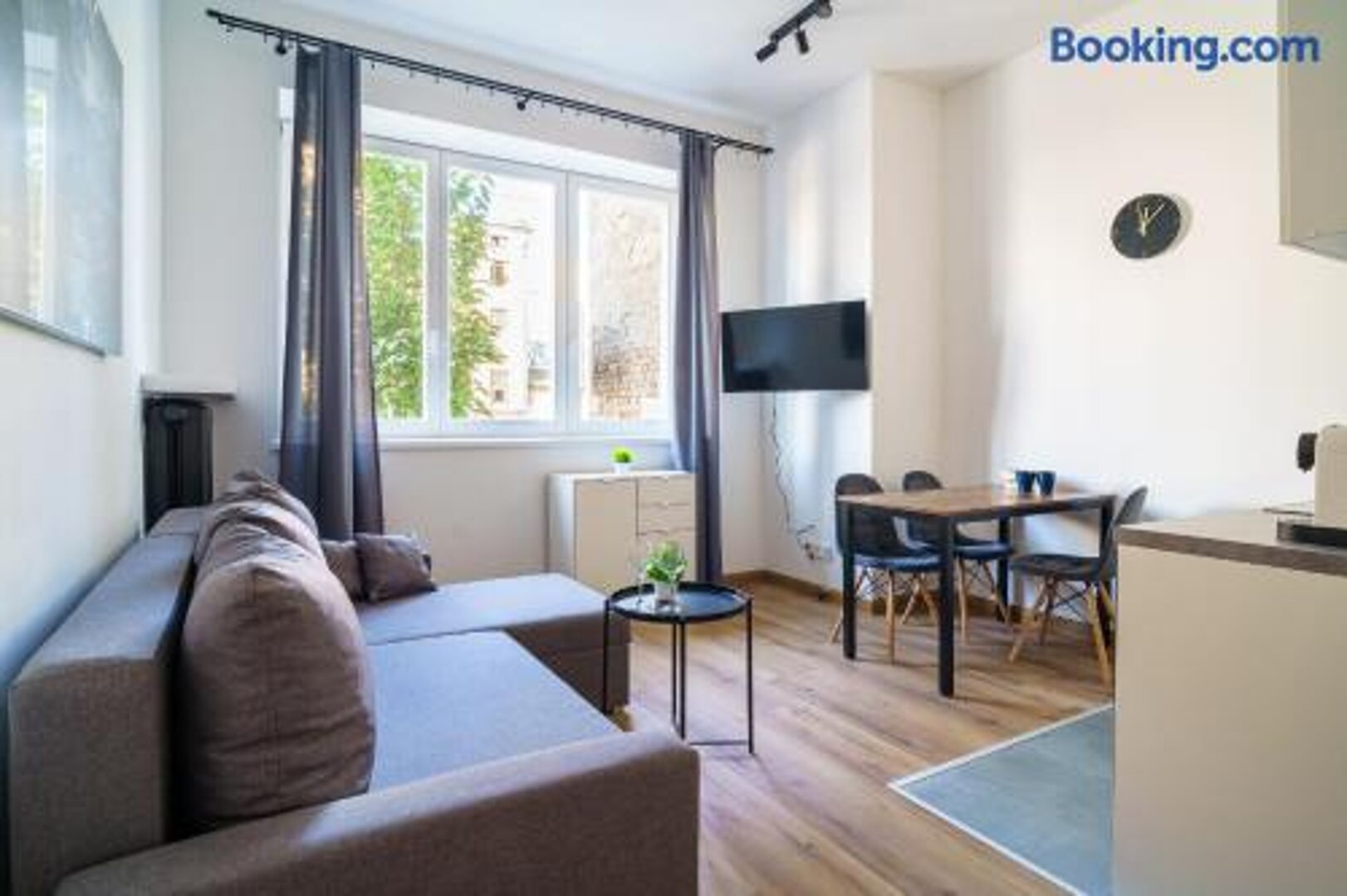 2/5 BOOGIE Home Jaracza 36