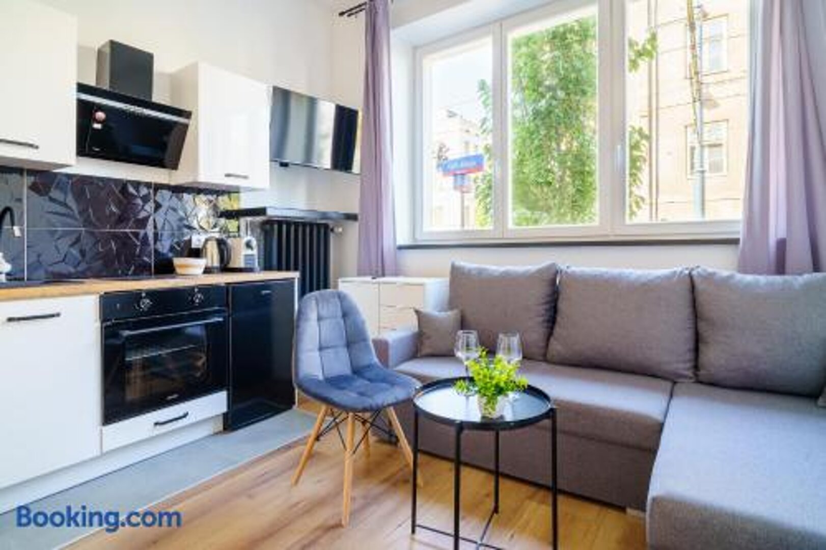 4 BOOGIE HOME Jaracza 36